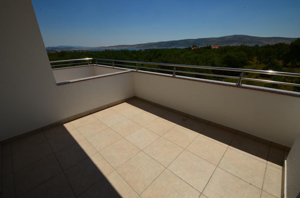 Apartment Anica Kuk Стариград-Пакленица Стая снимка