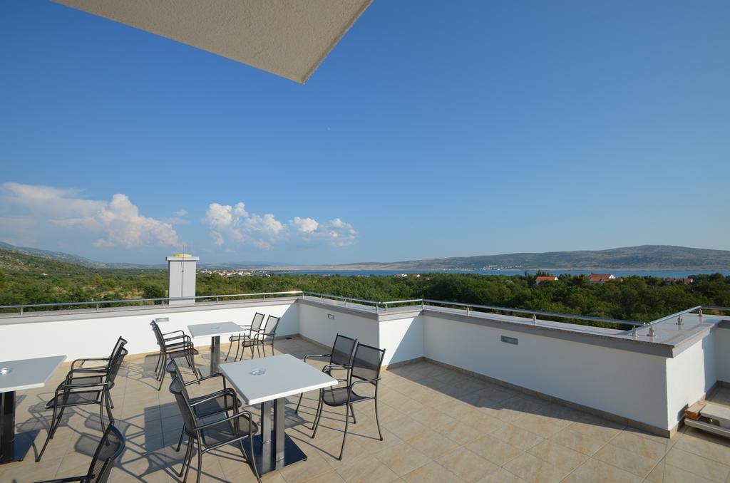 Apartment Anica Kuk Стариград-Пакленица Стая снимка