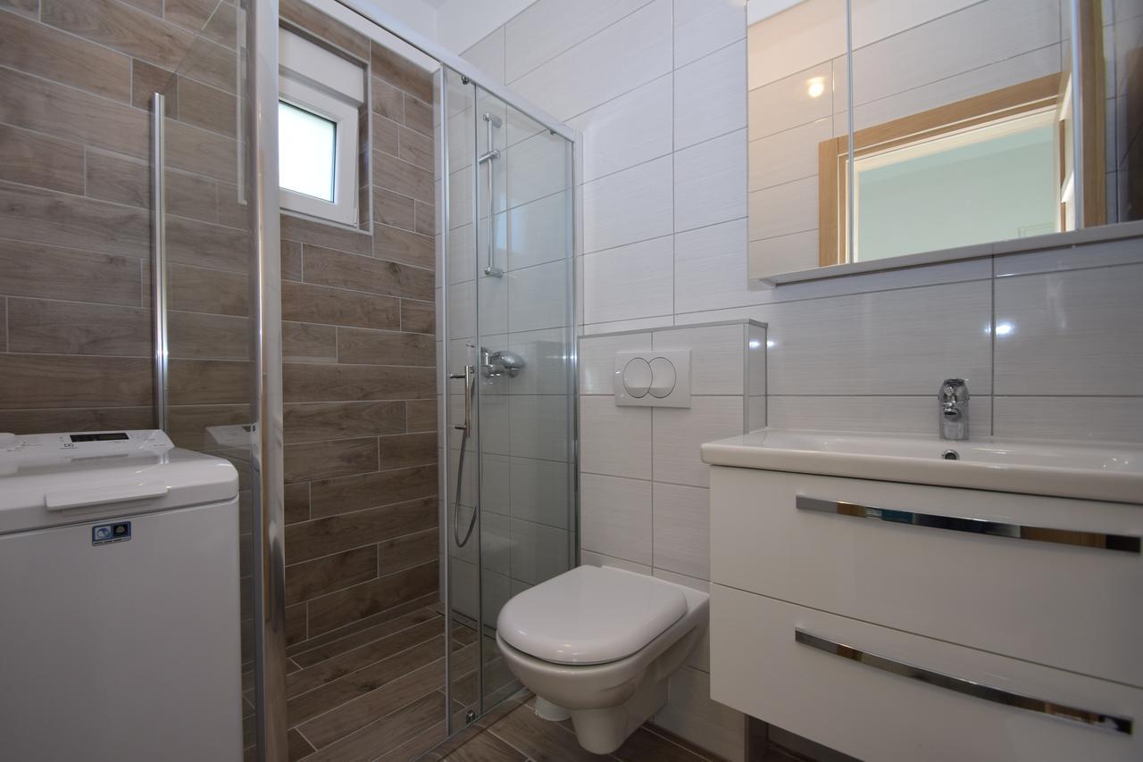 Apartment Anica Kuk Стариград-Пакленица Екстериор снимка