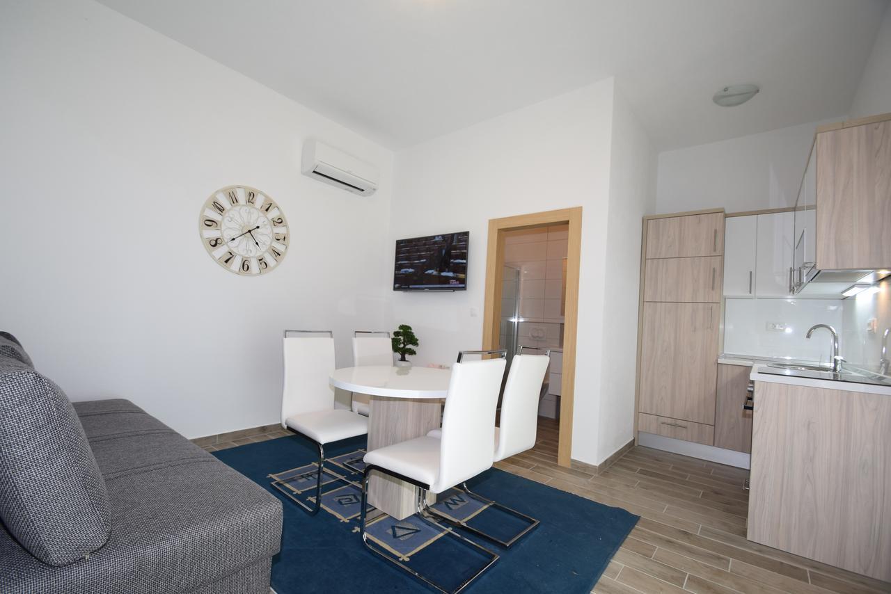 Apartment Anica Kuk Стариград-Пакленица Екстериор снимка