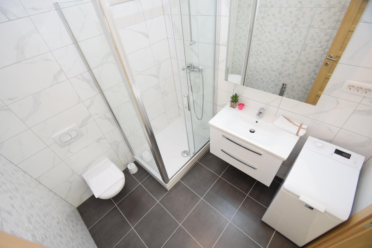 Apartment Anica Kuk Стариград-Пакленица Екстериор снимка