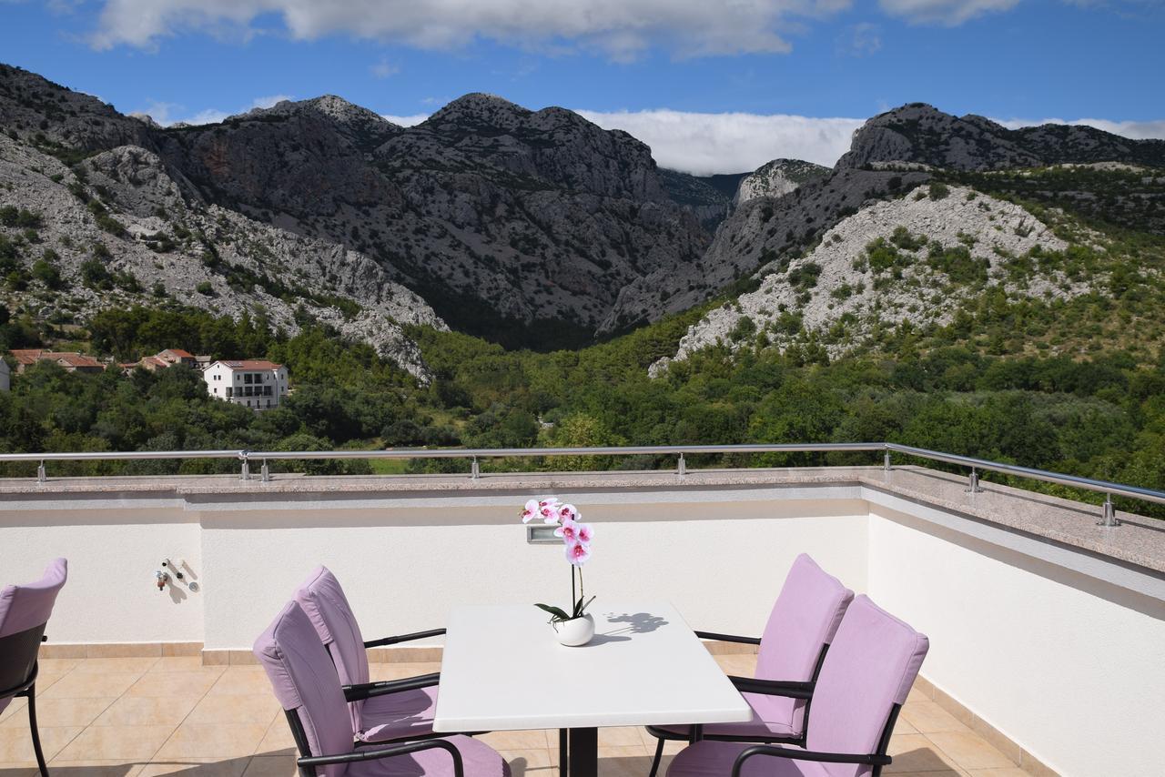 Apartment Anica Kuk Стариград-Пакленица Екстериор снимка