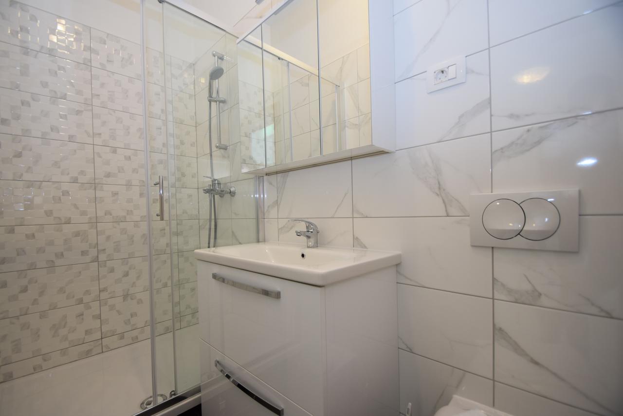 Apartment Anica Kuk Стариград-Пакленица Екстериор снимка