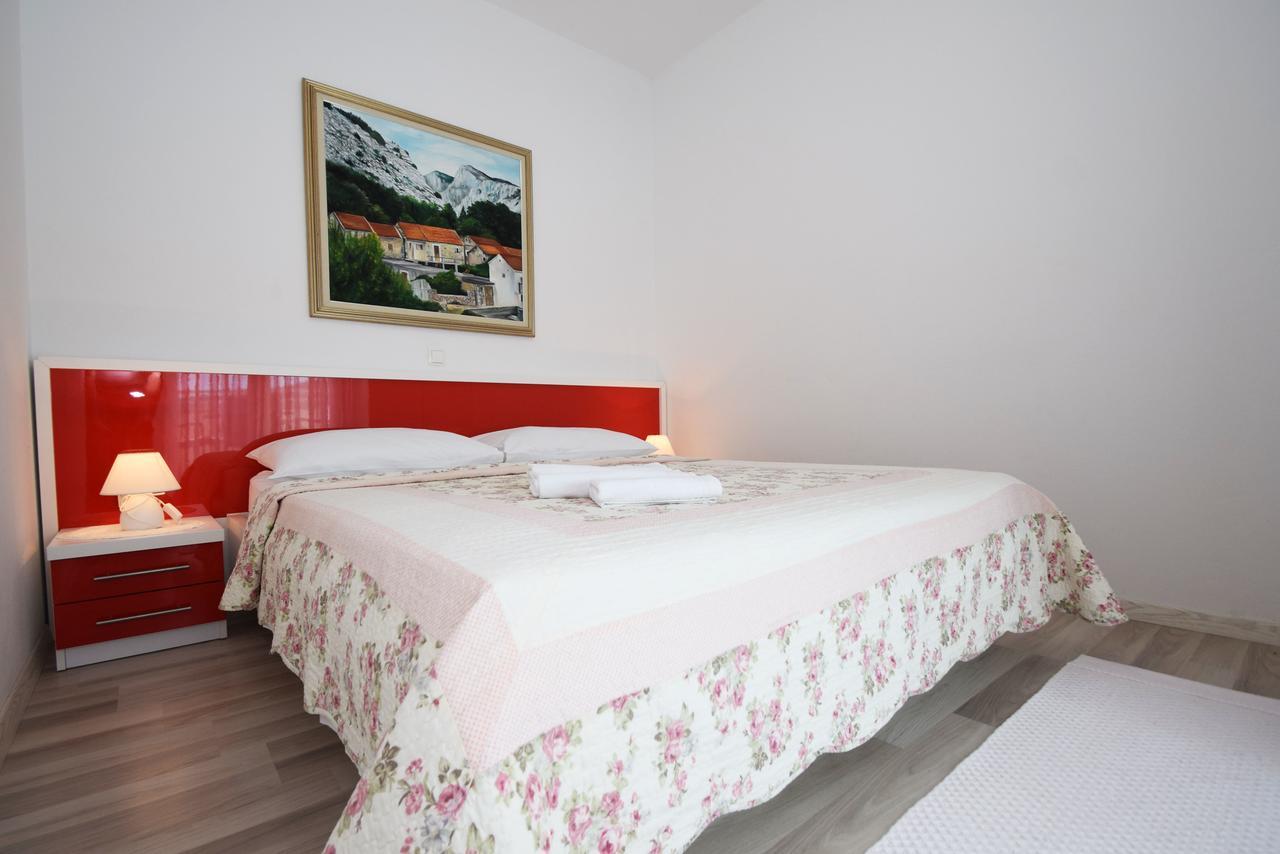 Apartment Anica Kuk Стариград-Пакленица Екстериор снимка
